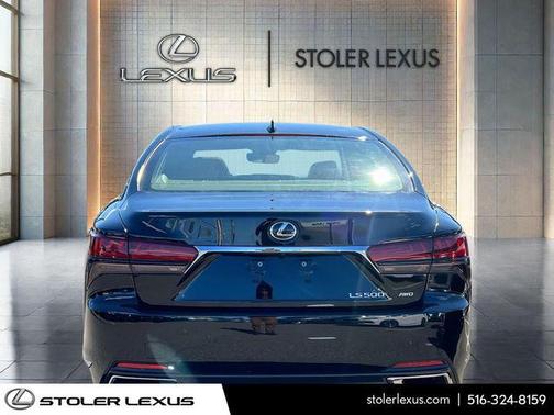 2022 Lexus LS 500 Base