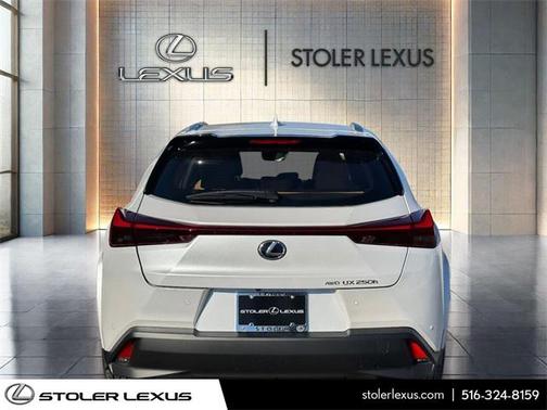 2024 Lexus UX 250h Base