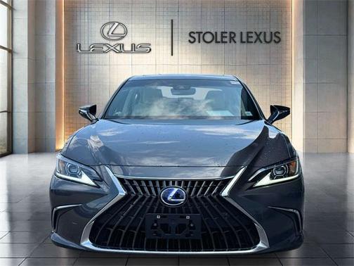 2022 Lexus ES 300h Base