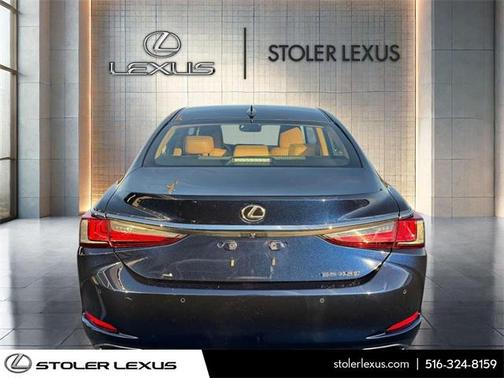 2023 Lexus ES 350 Base