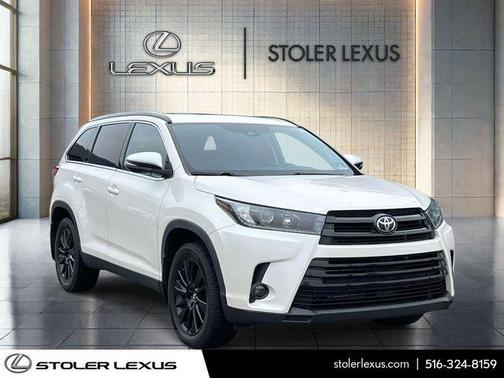2019 Toyota Highlander SE