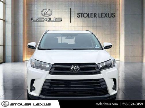 2019 Toyota Highlander SE