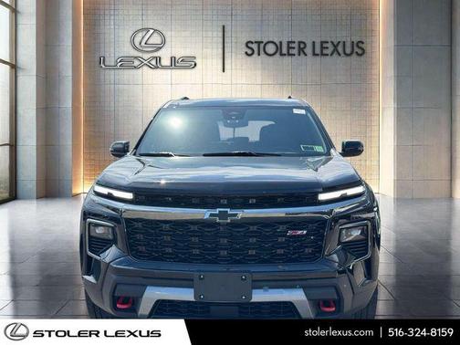 Mosaic Black Metallic 2025 Chevrolet Traverse AWD Z71
