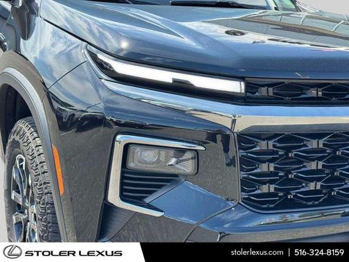 Mosaic Black Metallic 2025 Chevrolet Traverse AWD Z71