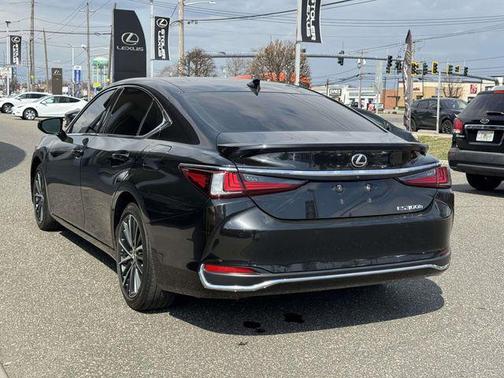 Caviar 2024 Lexus ES 300h Base