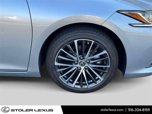 2023 Lexus ES 300h Base