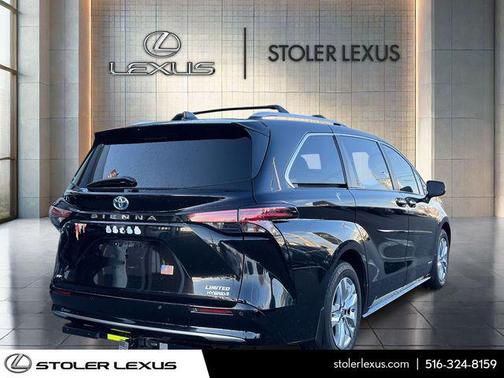 2021 Toyota Sienna Limited 7-Passenger