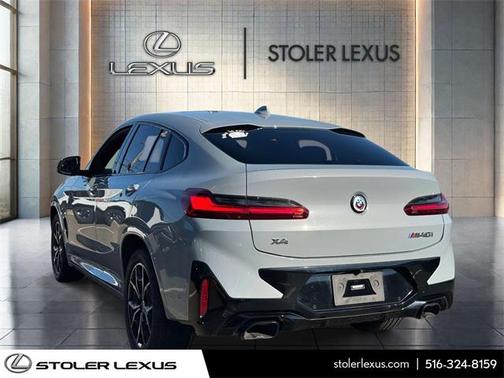2023 BMW X4 M40i