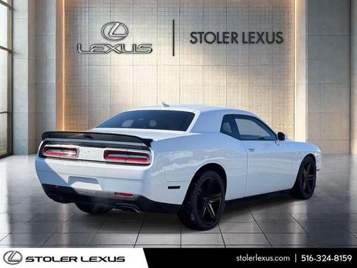 2016 Dodge Challenger R/T Scat Pack