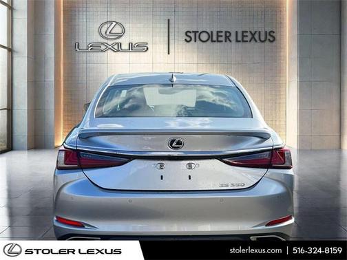 2022 Lexus ES 350 Base