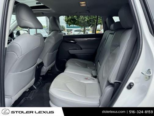 2022 Toyota Highlander Limited