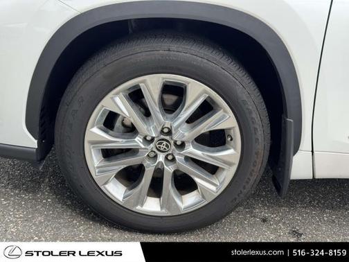 2022 Toyota Highlander Limited