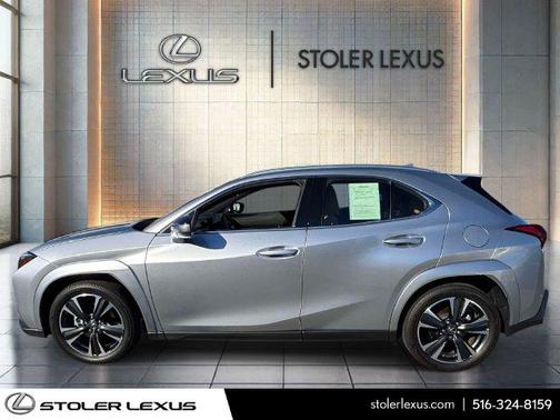 Iridium 2026 Lexus UX 300h Premium