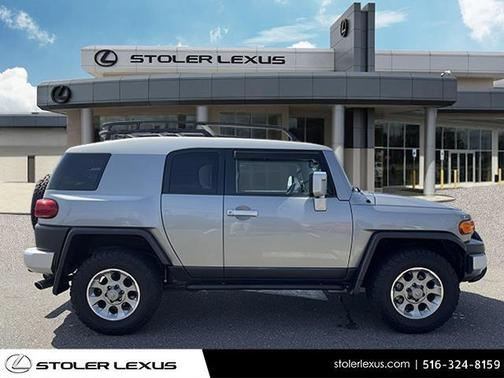 2012 Toyota FJ Cruiser Base