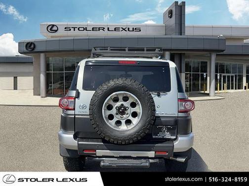2012 Toyota FJ Cruiser Base