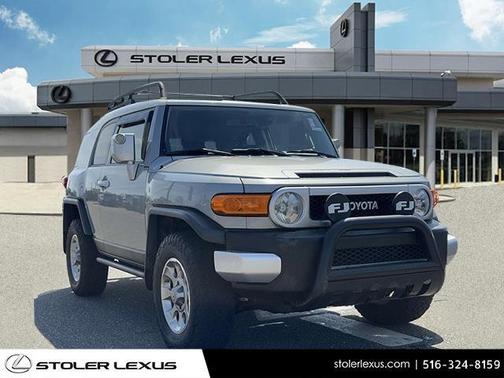 2012 Toyota FJ Cruiser Base