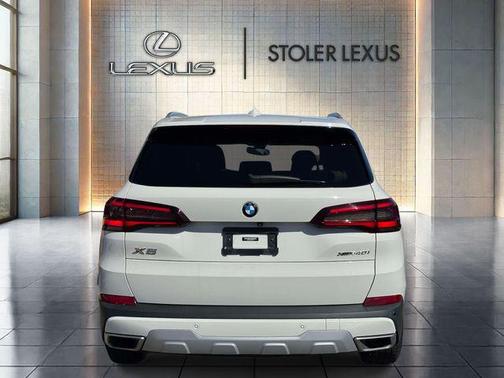 Alpine White 2021 BMW X5 xDrive40i