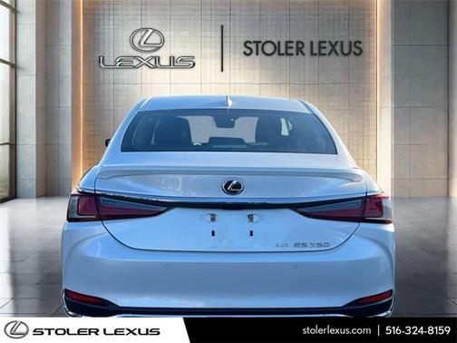 2023 Lexus ES 250 Base