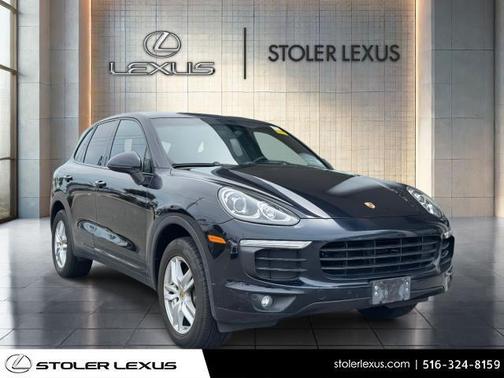 2017 Porsche Cayenne Base