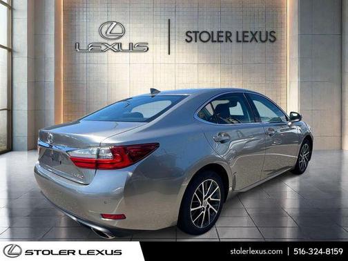 Atomic Silver 2017 Lexus ES 350 Base
