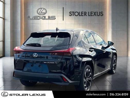 2023 Lexus UX 250h Base