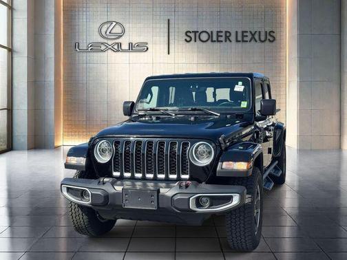 Black Clearcoat 2021 Jeep Gladiator Overland