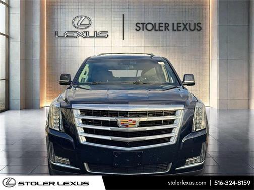 2018 Cadillac Escalade Luxury