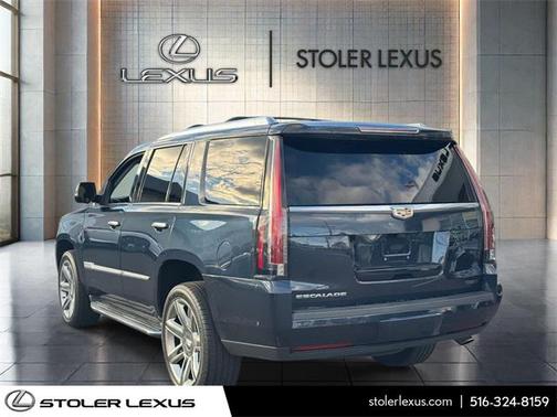 2018 Cadillac Escalade Luxury