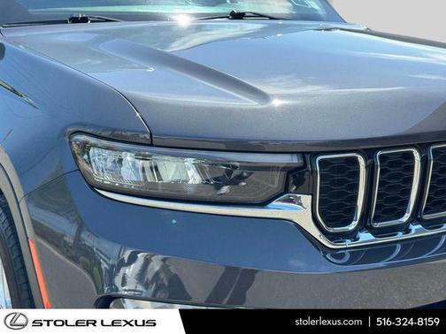 Baltic Gray Metallic Clearcoat 2023 Jeep Grand Cherokee Limited