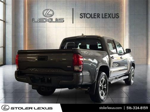 2017 Toyota Tacoma SR5