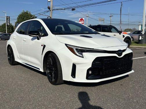 Ice Cap 2024 Toyota GR Corolla Circuit Edition