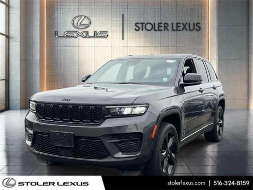 2022 Jeep Grand Cherokee Altitude