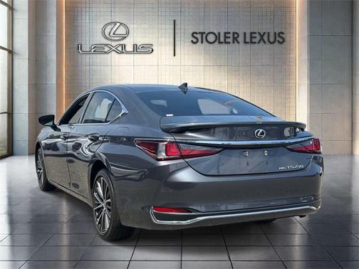 2023 Lexus ES 250 Base