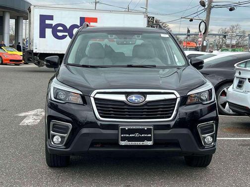 Crystal Black Silica 2021 Subaru Forester Limited