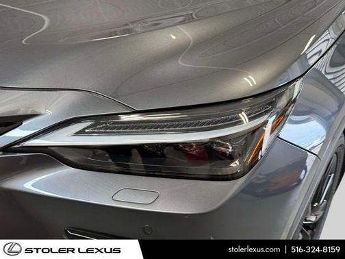 Cloudburst Gray 2025 Lexus NX 450h+ F SPORT Handling