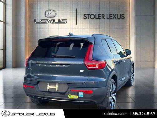 2022 Volvo XC40 Recharge Pure Electric P8 Twin Ultimate