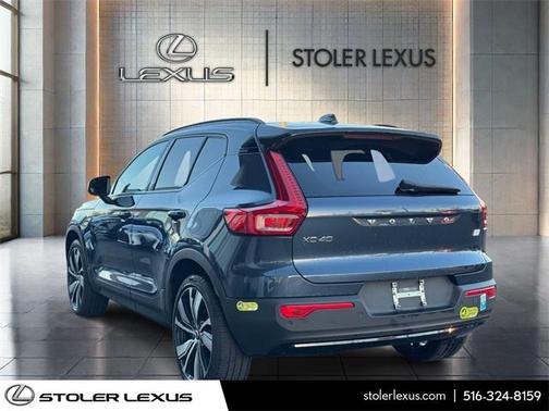 2022 Volvo XC40 Recharge Pure Electric P8 Twin Ultimate