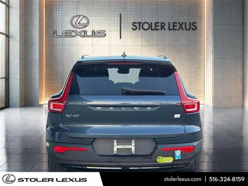 2022 Volvo XC40 Recharge Pure Electric P8 Twin Ultimate