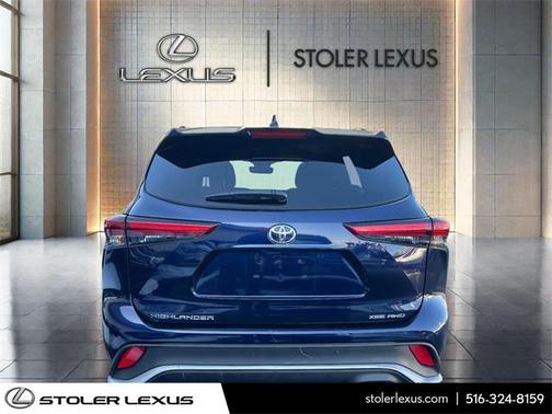 2022 Toyota Highlander XSE