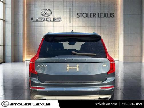 2021 Volvo XC90 Recharge Plug-In Hybrid T8 Inscription 7 Passenger