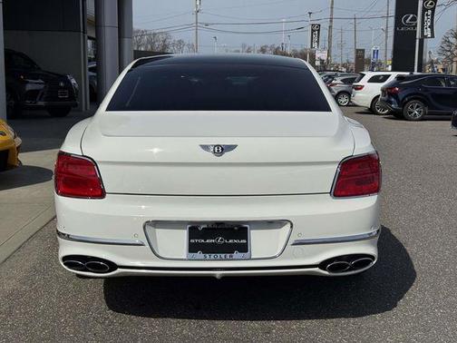 2021 Bentley Flying Spur V8