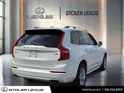 2016 Volvo XC90 T5 Momentum