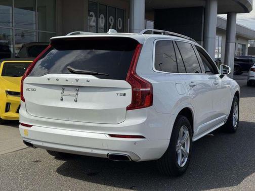 Crystal White Pearl 2016 Volvo XC90 T5 Momentum