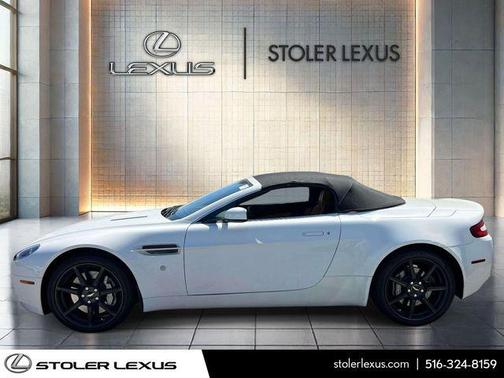 Stratus White 2008 Aston Martin V8 Vantage Base
