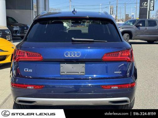 Navarra Blue Metallic 2019 Audi Q5 2.0T Premium Plus