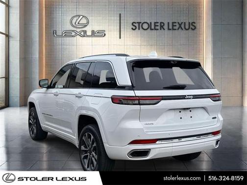 2022 Jeep Grand Cherokee Overland