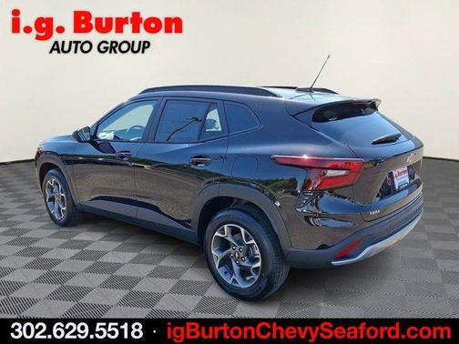 Black 2026 Chevrolet Trax LT