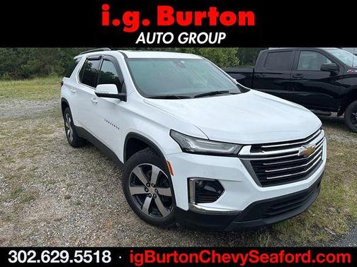 Summit White 2023 Chevrolet Traverse LT Leather