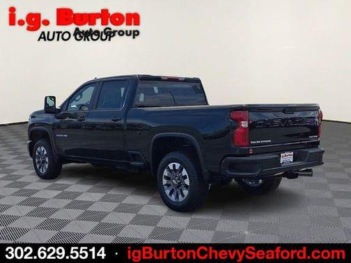 Black 2026 Chevrolet Silverado 2500 Custom
