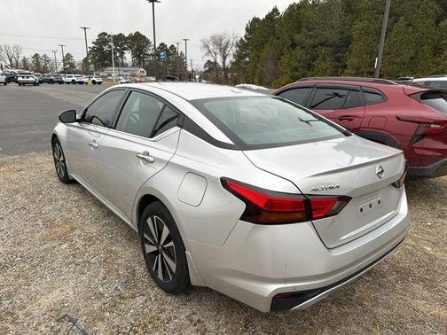 2020 Nissan Altima 2.5 SV
